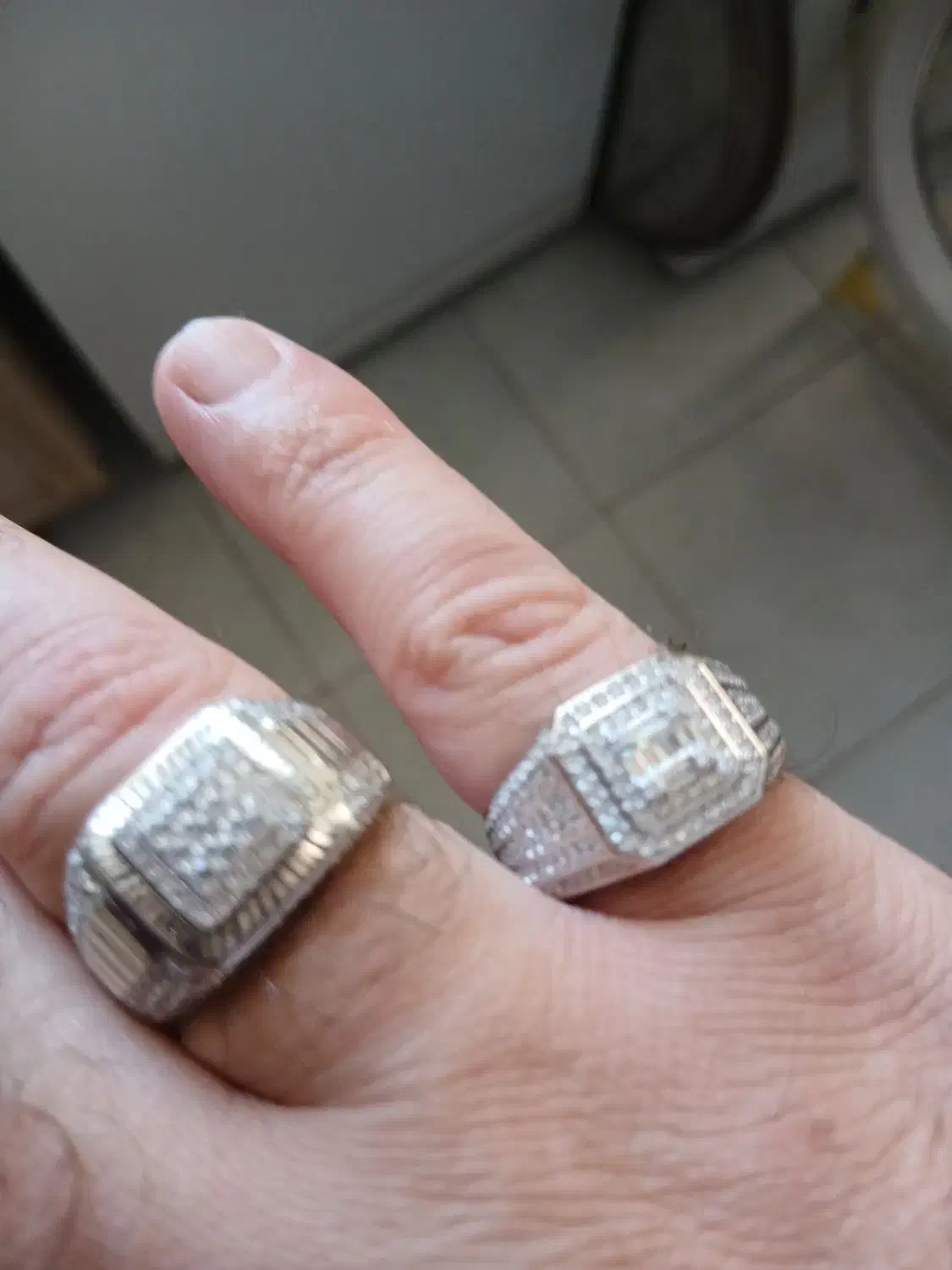 یکعدد انگشتر نقره باروکش طلا سفید عیار ۹۲۵ نو|جواهرات|سمنان, |دیوار