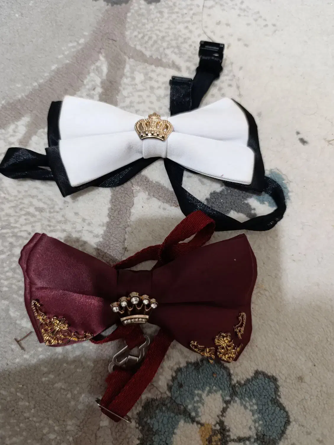 پادری،قاب عینک،کروات|پادری|قزوین, |دیوار