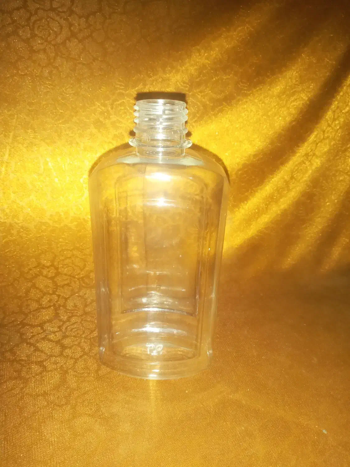 تعدادی بطری ۵۰۰ سی سی به قیمت کارخانه|ظروف نگهدارنده، پلاستیکی، یکبارمصرف|زرند, |دیوار