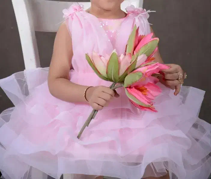 لباس عروس صورتی|کفش و لباس بچه|مشهد, نوید|دیوار