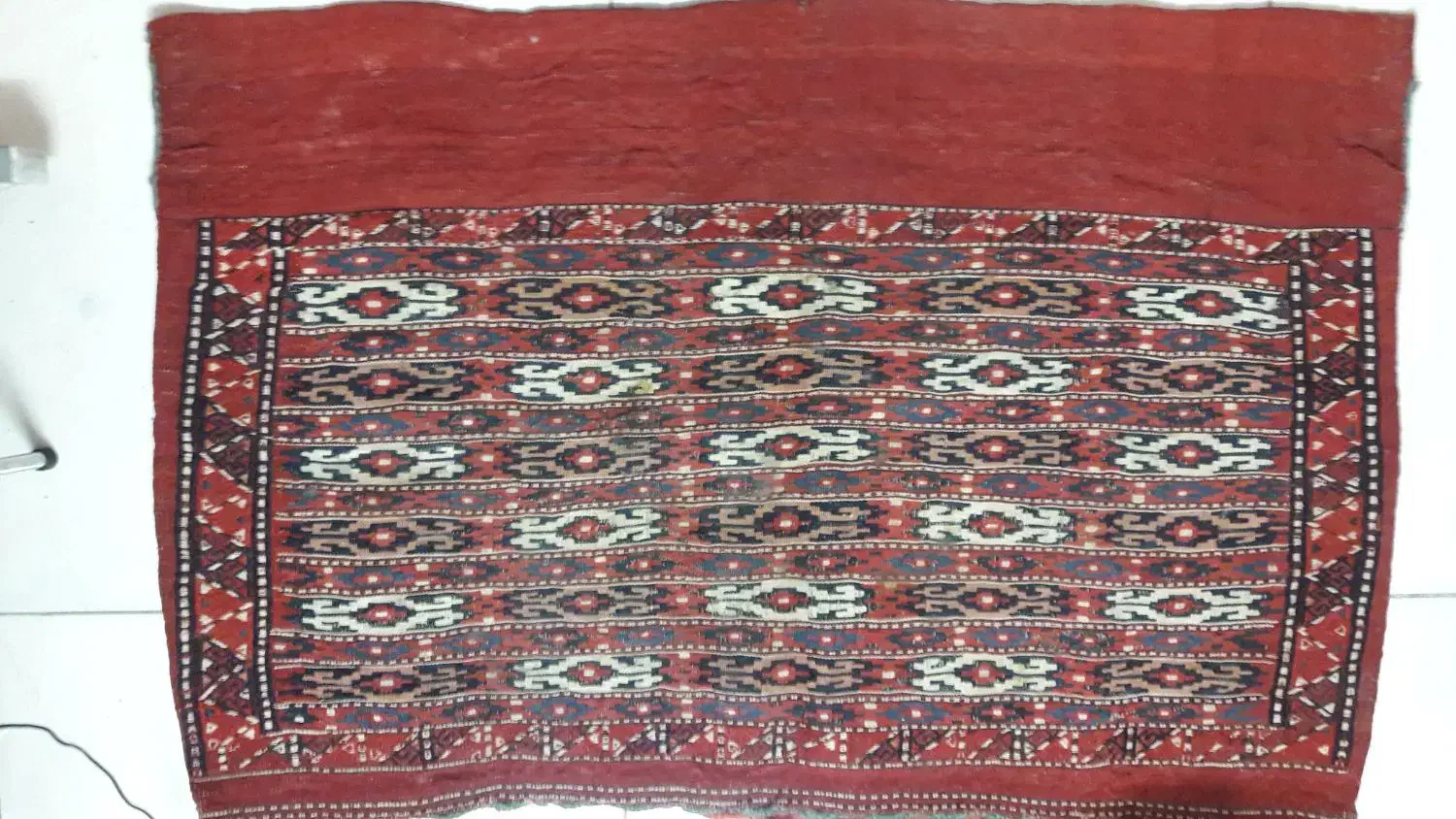 یک عدد رویه پشتی خیلی قدیمی|فرش|باغستان, |دیوار