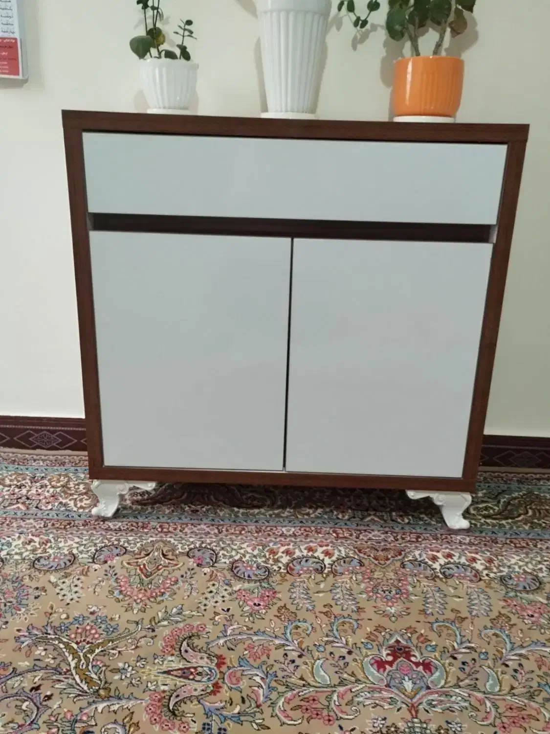 جاکفشی|جاکفشی، کمد، دراور|تاکستان, |دیوار