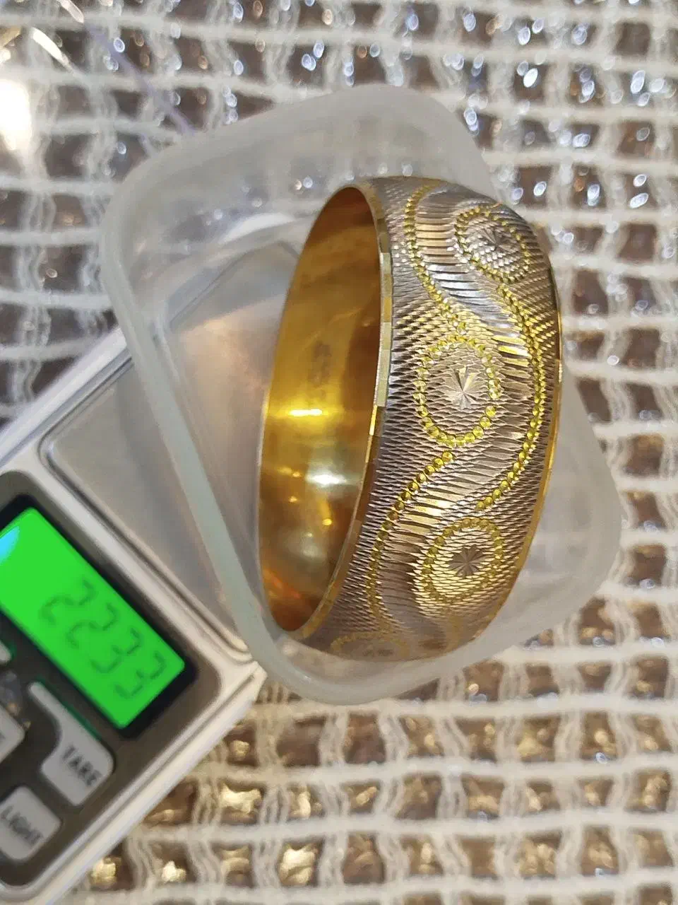 النگو|جواهرات|مشهد, سرافرازان|دیوار