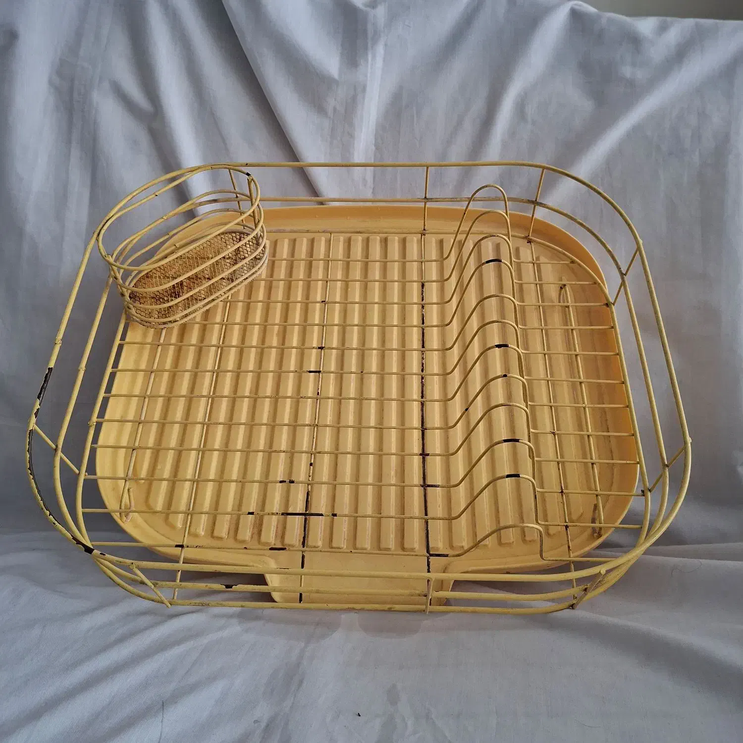 آبچکان ظروف|آبچکان و نظمدهنده ظروف|اصفهان, جوزدان الیادران|دیوار