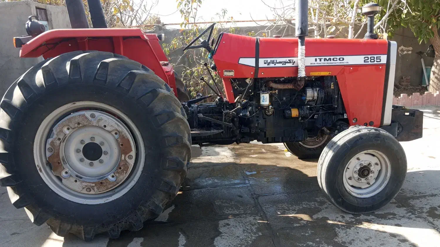 تراکتور ۲۸۵|خودرو سنگین|صحنه, |دیوار