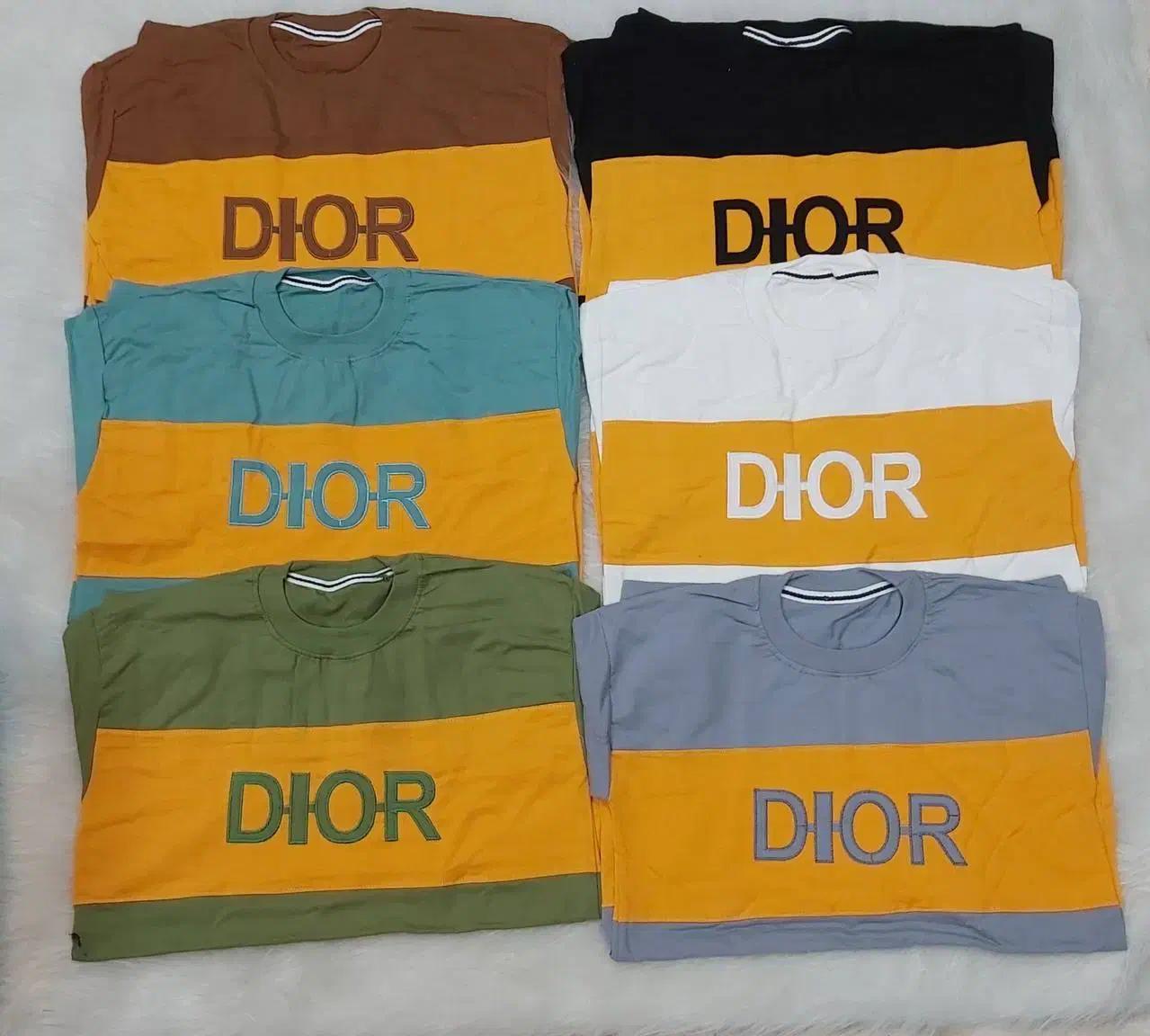 پوشاک|لباس|ینقاق, |دیوار