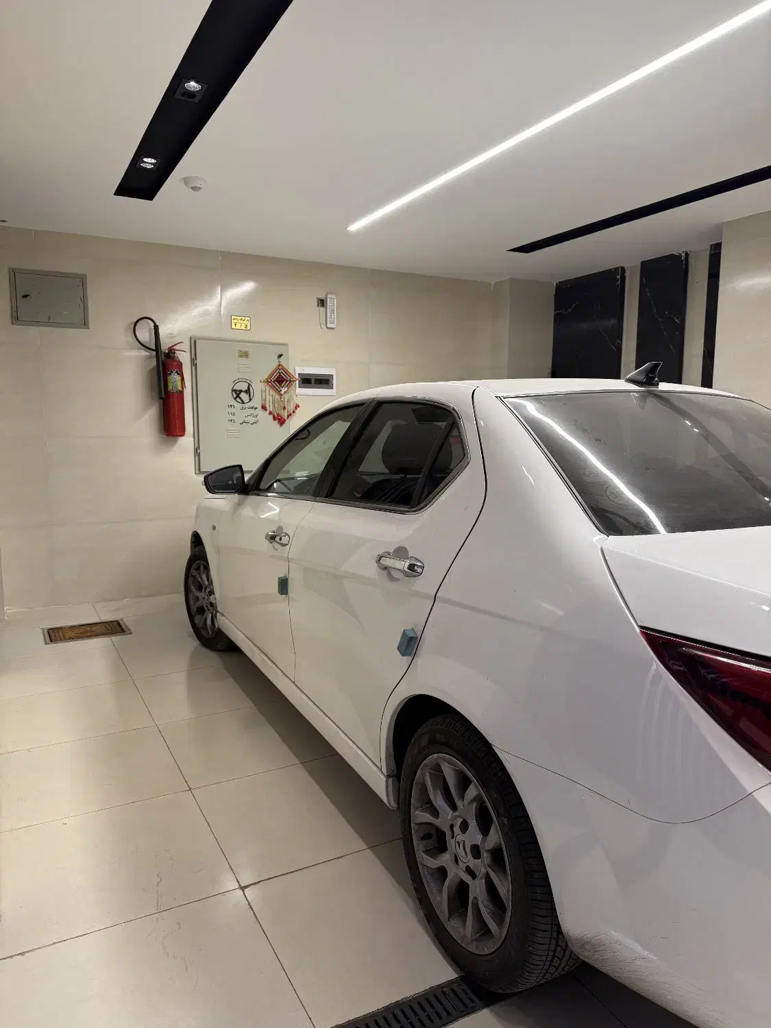 دنا پلاس اتومات|خودرو سواری و وانت|شاهین‌شهر, سعدی جنوبی|دیوار