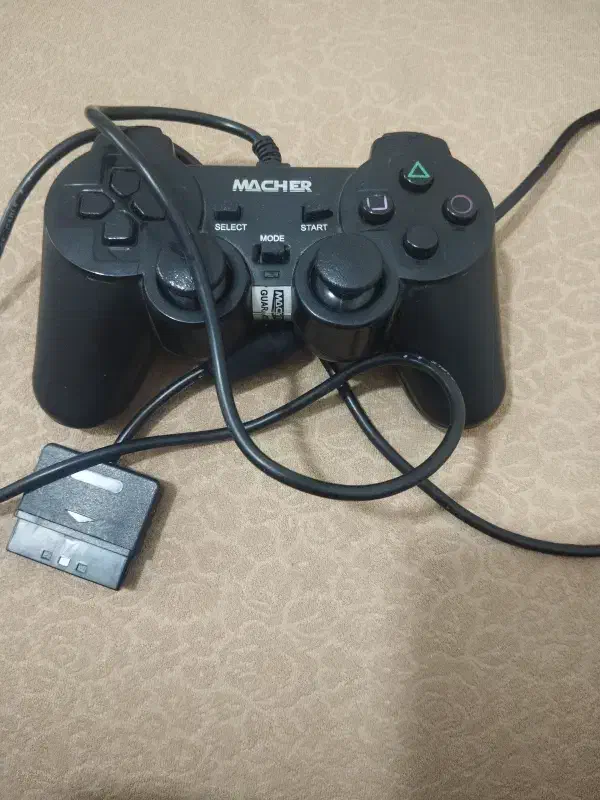 دسته ps2|کنسول، بازی ویدئویی و آنلاین|پرند, فاز ۴|دیوار