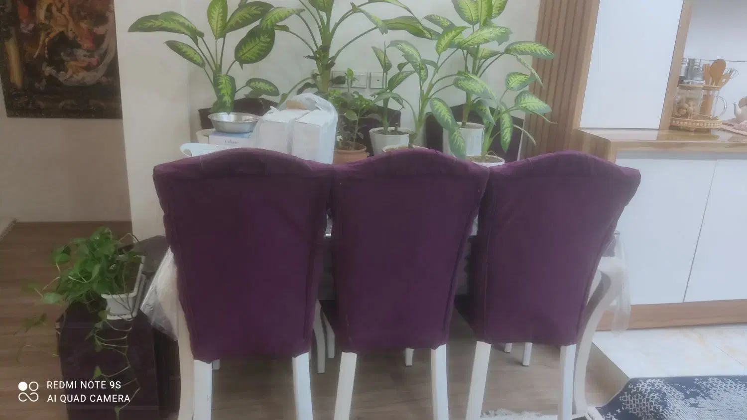 میز غذا خوری|میز و صندلی غذاخوری|قروه, |دیوار