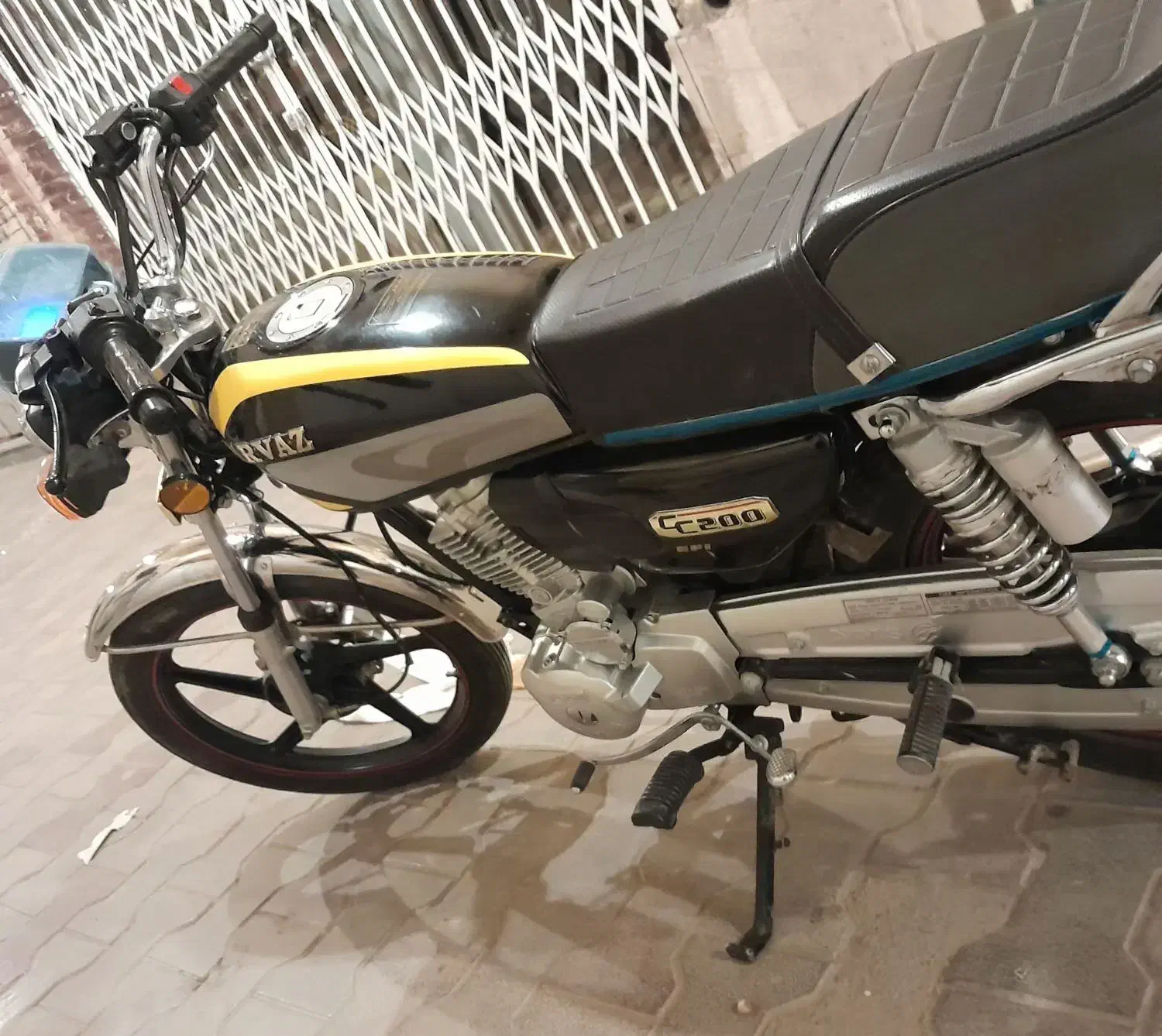 موتور پرواز200|موتورسیکلت|زرند, |دیوار