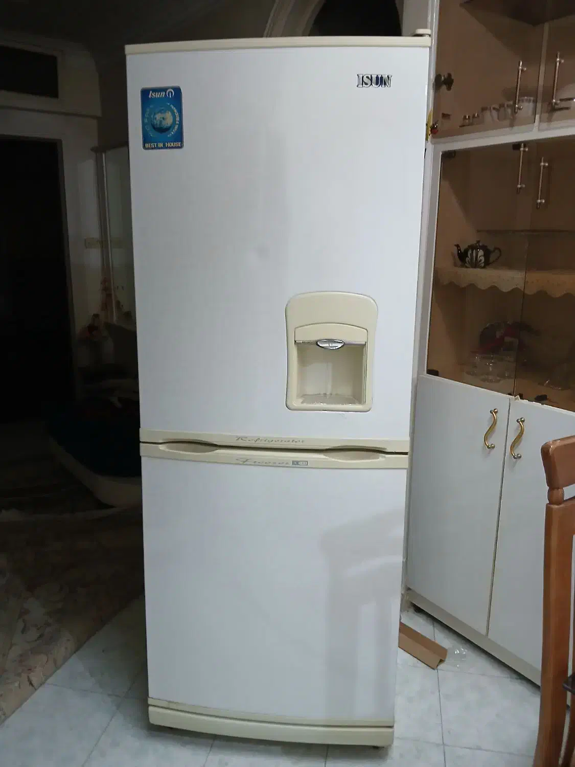 یخچال دوازده فوت کارکرده هشت میلیون تومان|یخچال و فریزر|اندیشه, اندیشه فاز ۵|دیوار