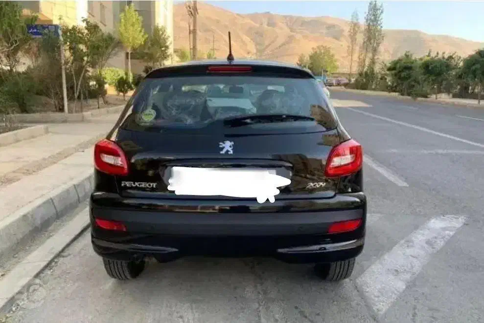 ۲۰۷ صفر مشکی متالیک ارتقا یافته سقف پانا|خودرو سواری و وانت|سمنان, |دیوار