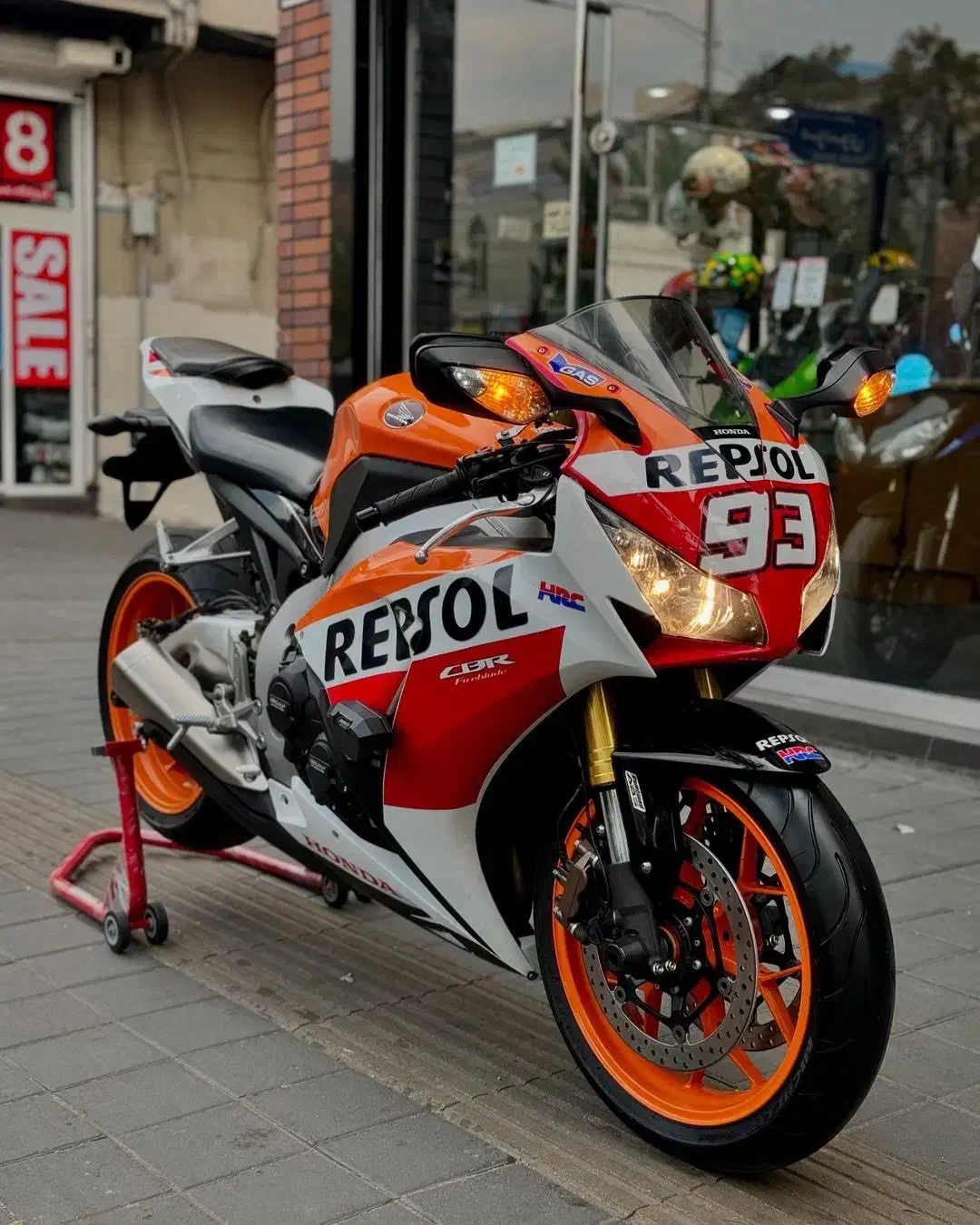 مشارکت در همکاری  پیک موتوری|استخدام حمل و نقل|خوی, |دیوار