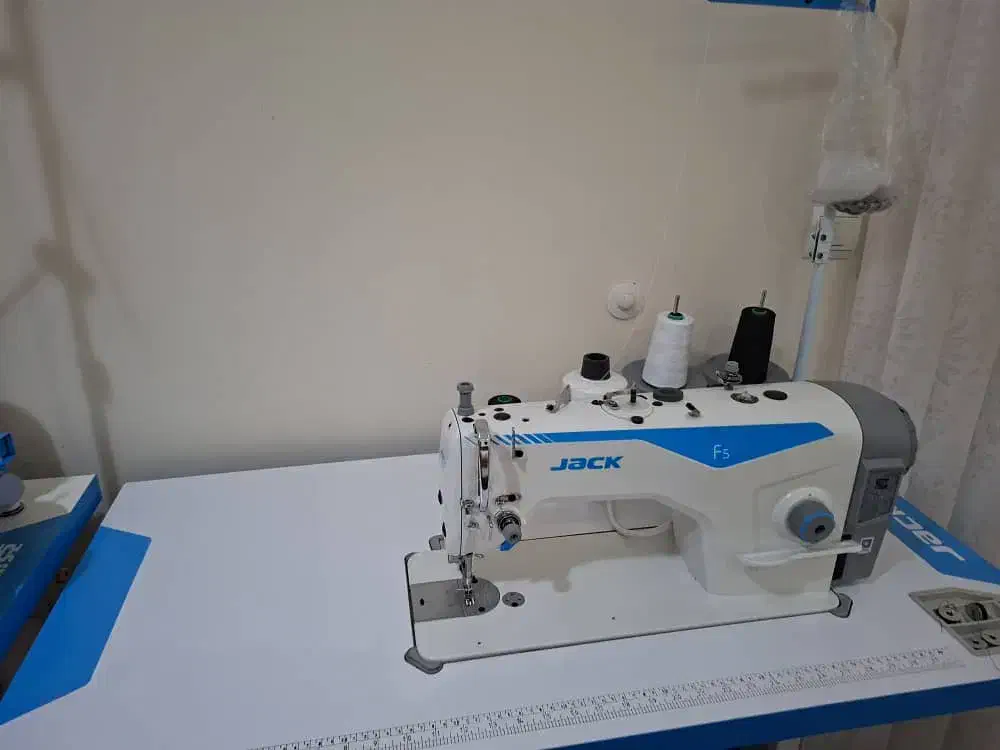 چند عدد چرخ|چرخ خیاطی و ریسندگی|محمدشهر, محمدشهر|دیوار