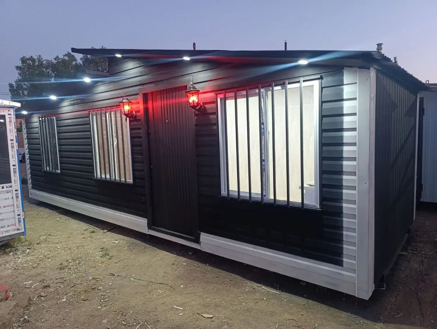 کانکس سازی اطمینان با بهترین کیفیت و قیمت|مصالح و تجهیزات ساختمان|ساوه, |دیوار