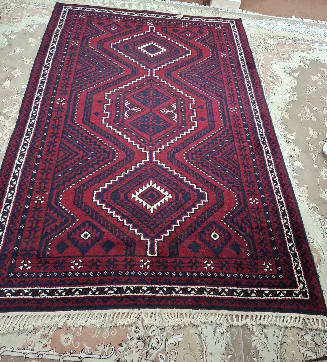 قالی لری اولاد|فرش|شهرکرد, |دیوار