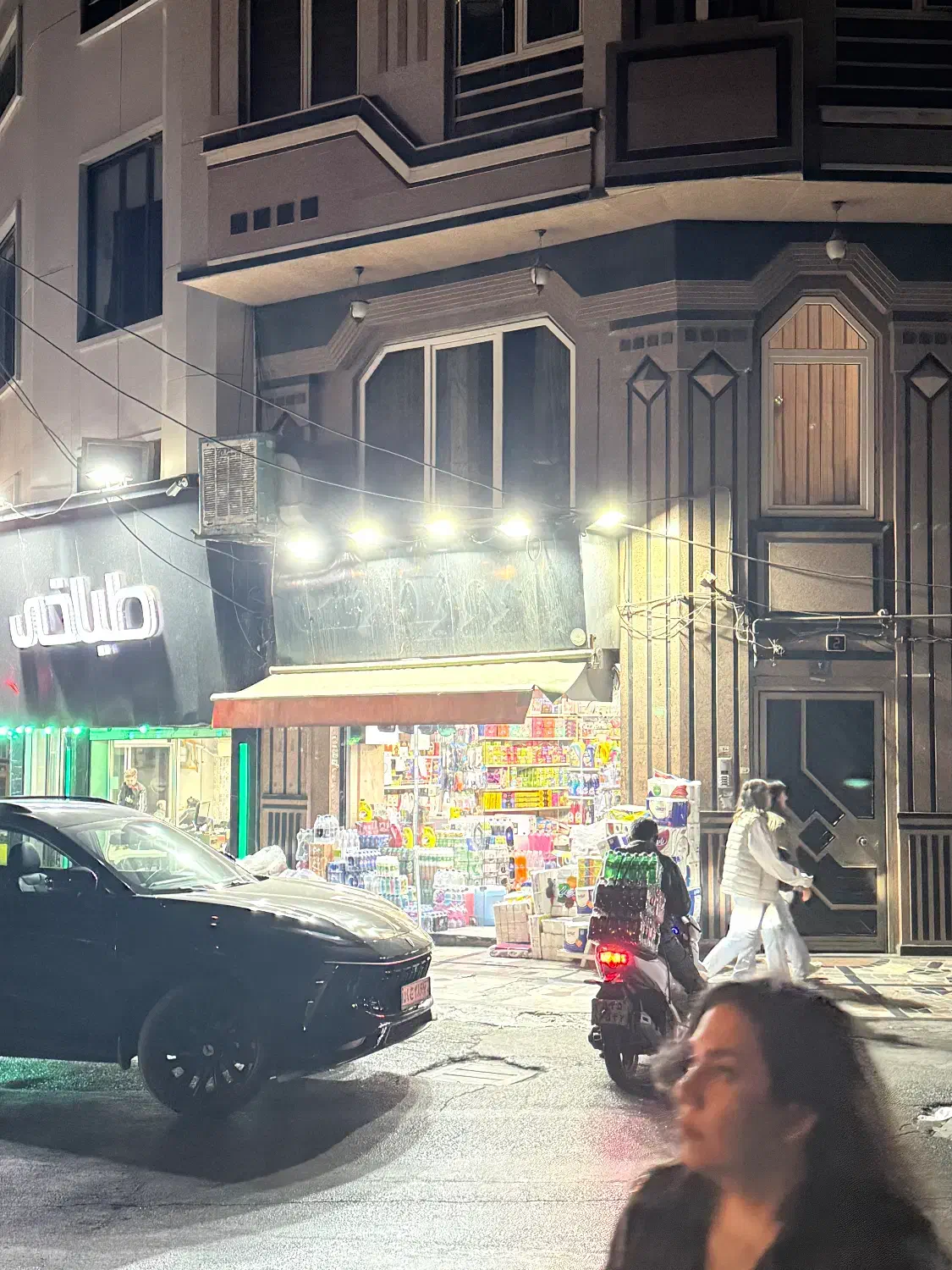 اجاره تاپ لوکیشن منطقه|اجارهٔ مغازه و غرفه|تهران, صادقیه|دیوار