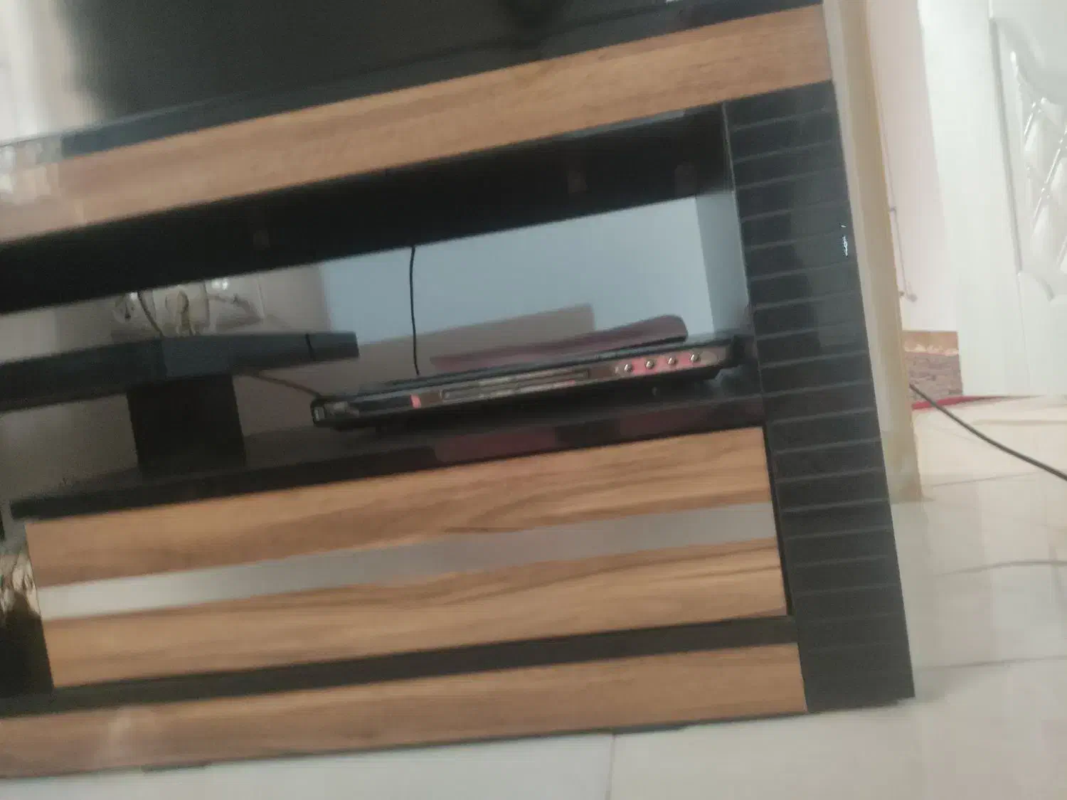 میز تلوزیون|میز تلویزیون|کومله, |دیوار