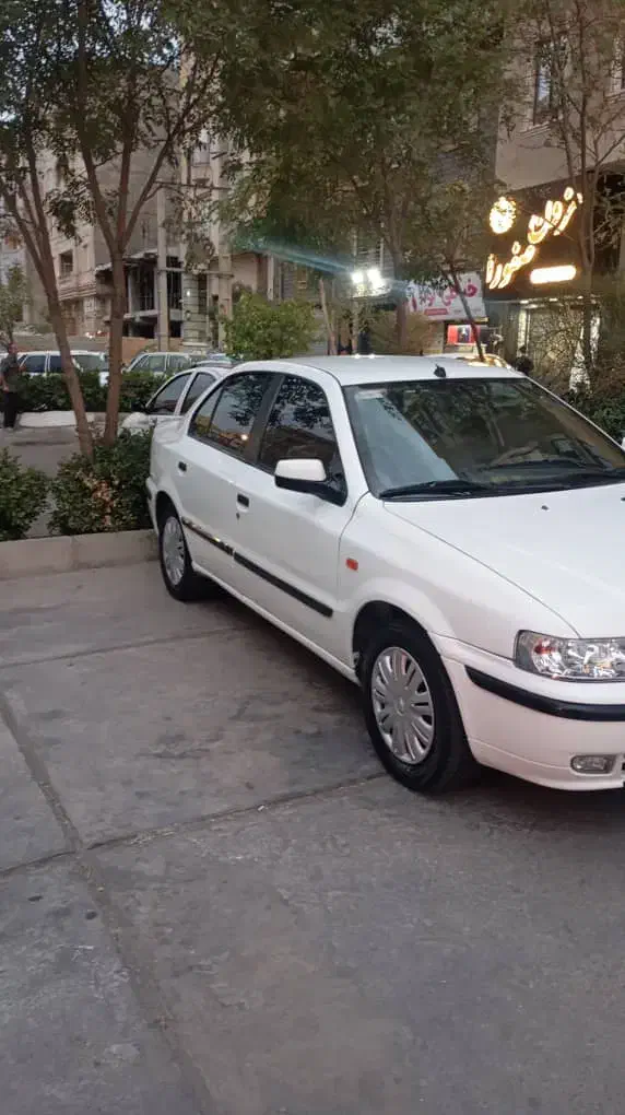 سمند ef7 سفید مدل ۹۴ معاوضه با خودروی تصادفی چپی|خودرو سواری و وانت|کرج, ترمینال کلانتری|دیوار