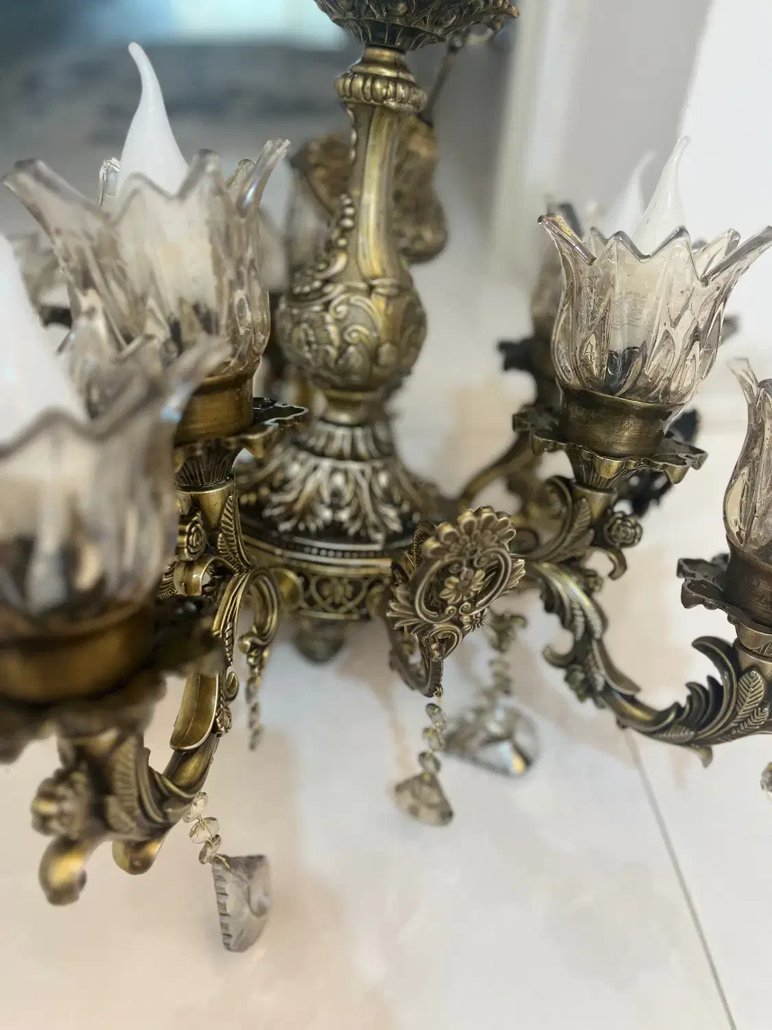 لوستر|لوستر و چراغ آویز|نیشابور, دارایی|دیوار