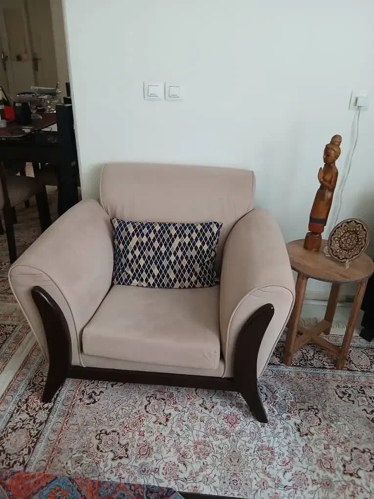 مبلمان|مبلمان خانگی و میز عسلی|کرج, کوی زنبق|دیوار