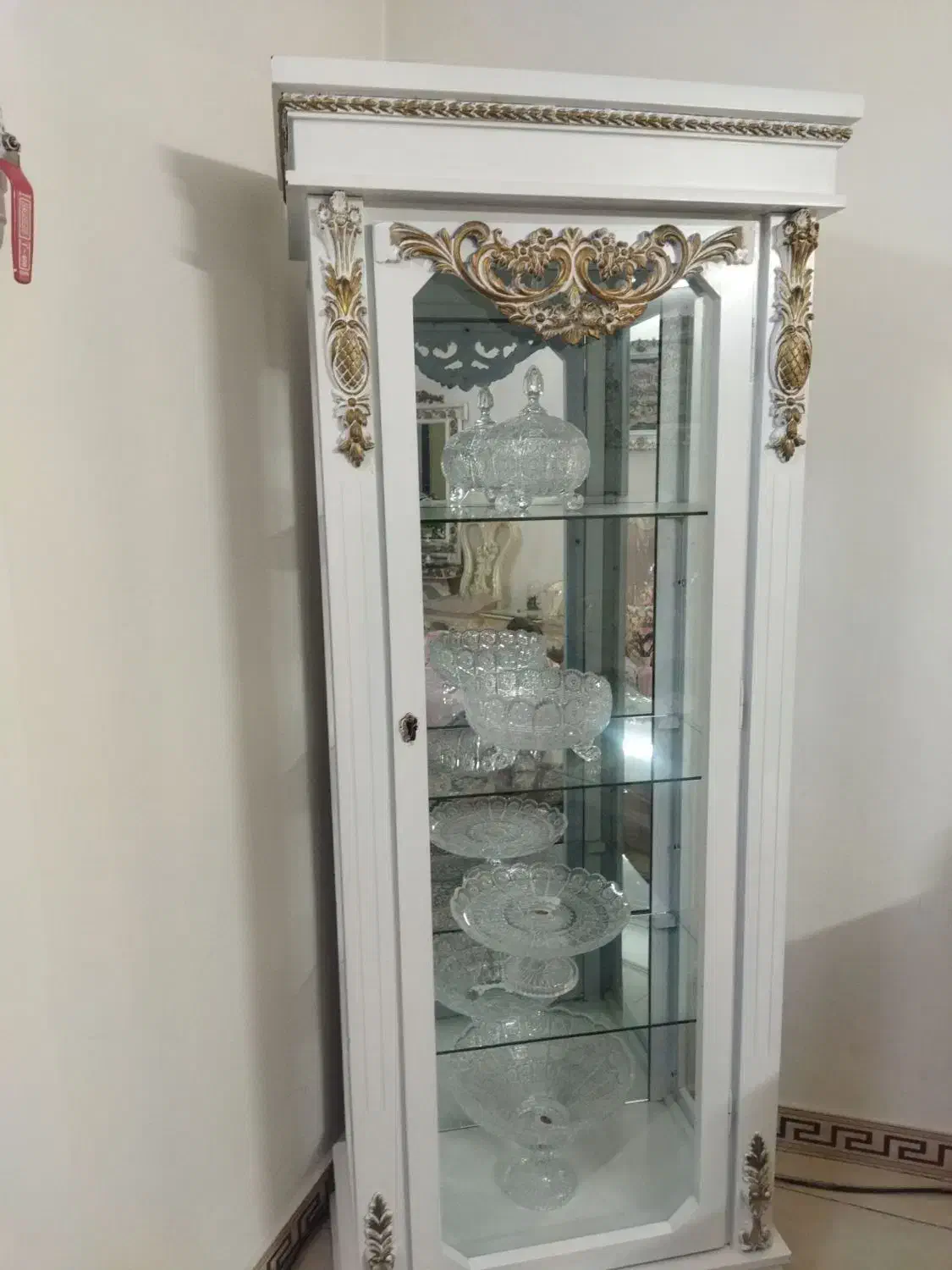 بوفه|بوفه، ویترین، کنسول|قدس, شهر‌قدس|دیوار