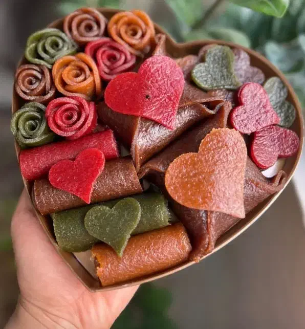 کیک لواشک و باکس هدیه لواشکی ورب انار|خوردنی و آشامیدنی|کرج, اسدآباد|دیوار