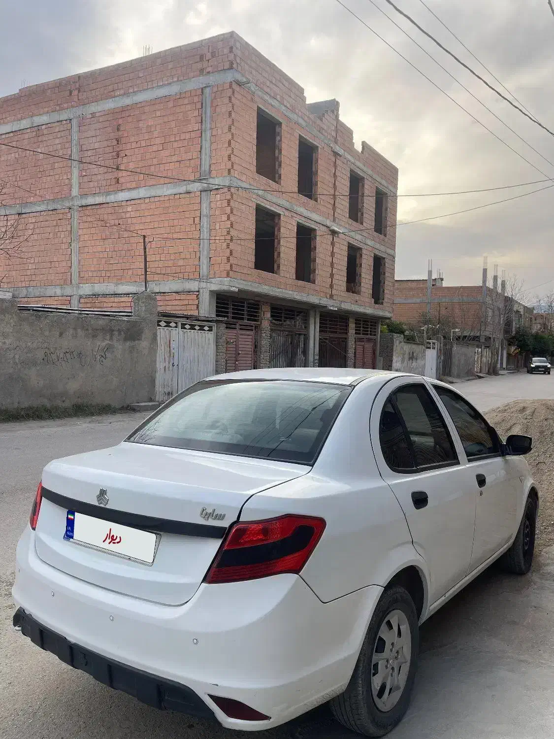 ساینا مدل ۹۸|خودرو سواری و وانت|کلاله, |دیوار