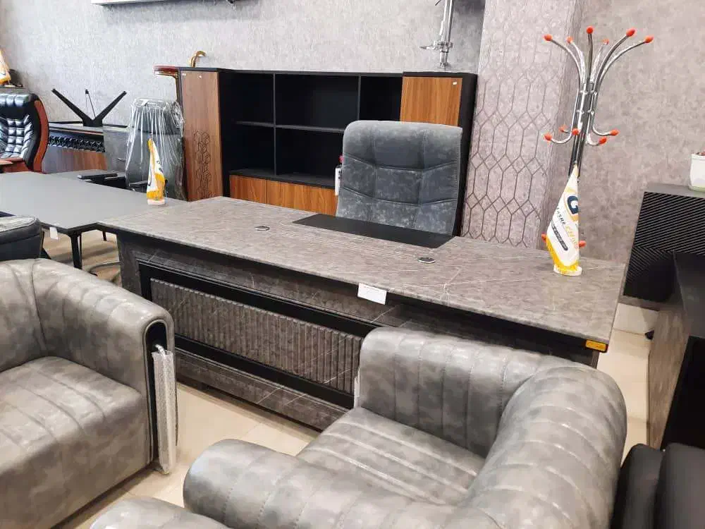 میز مدیریت ملامینه ۲۲۰ سانتیمتری قصر چوب|دفتر کار|قم, کلهری|دیوار