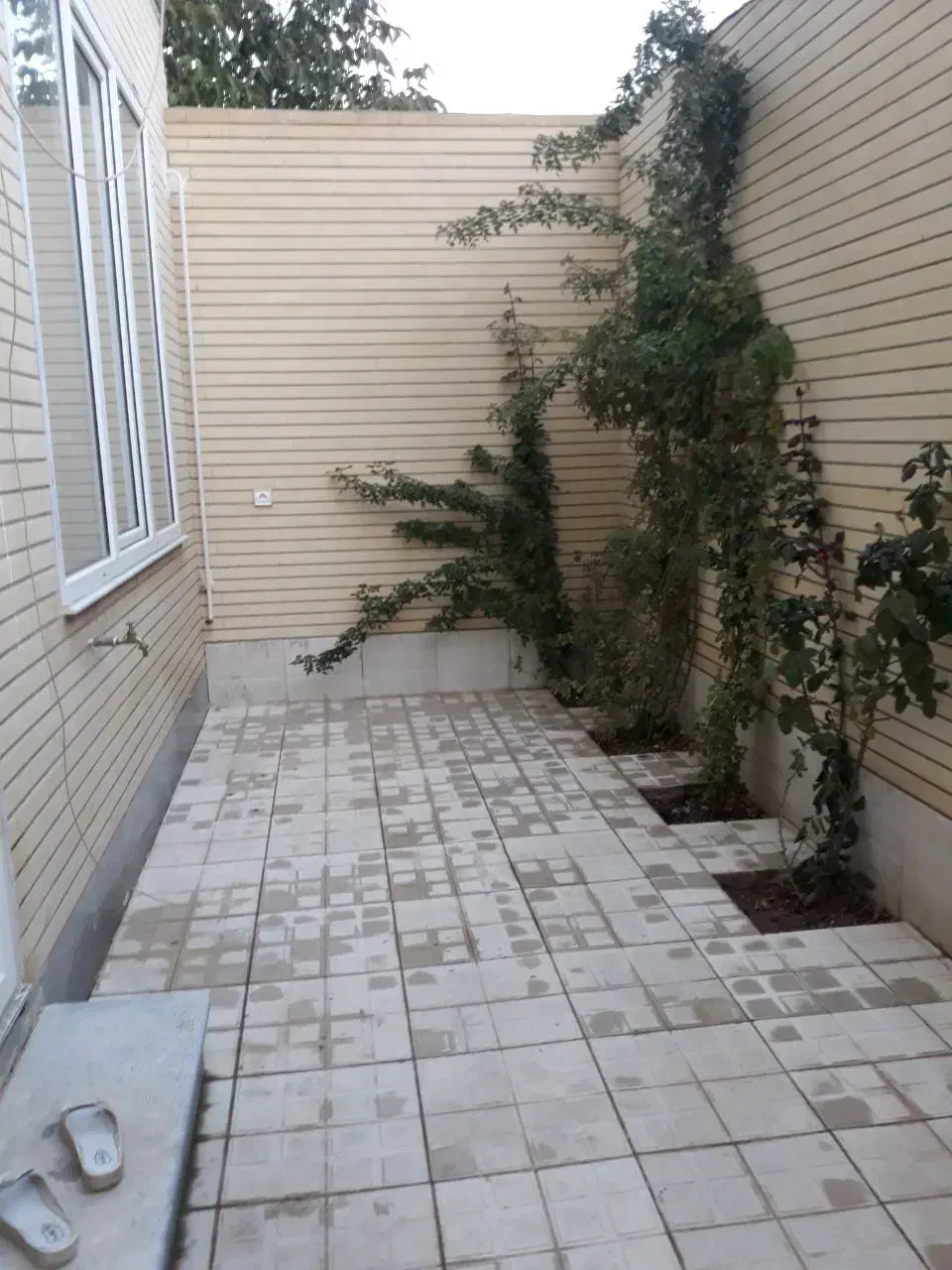 ۱۰۰متر آپارتمان مستقل راه جداگانه درحد صفر اهر|فروش آپارتمان|اهر, |دیوار