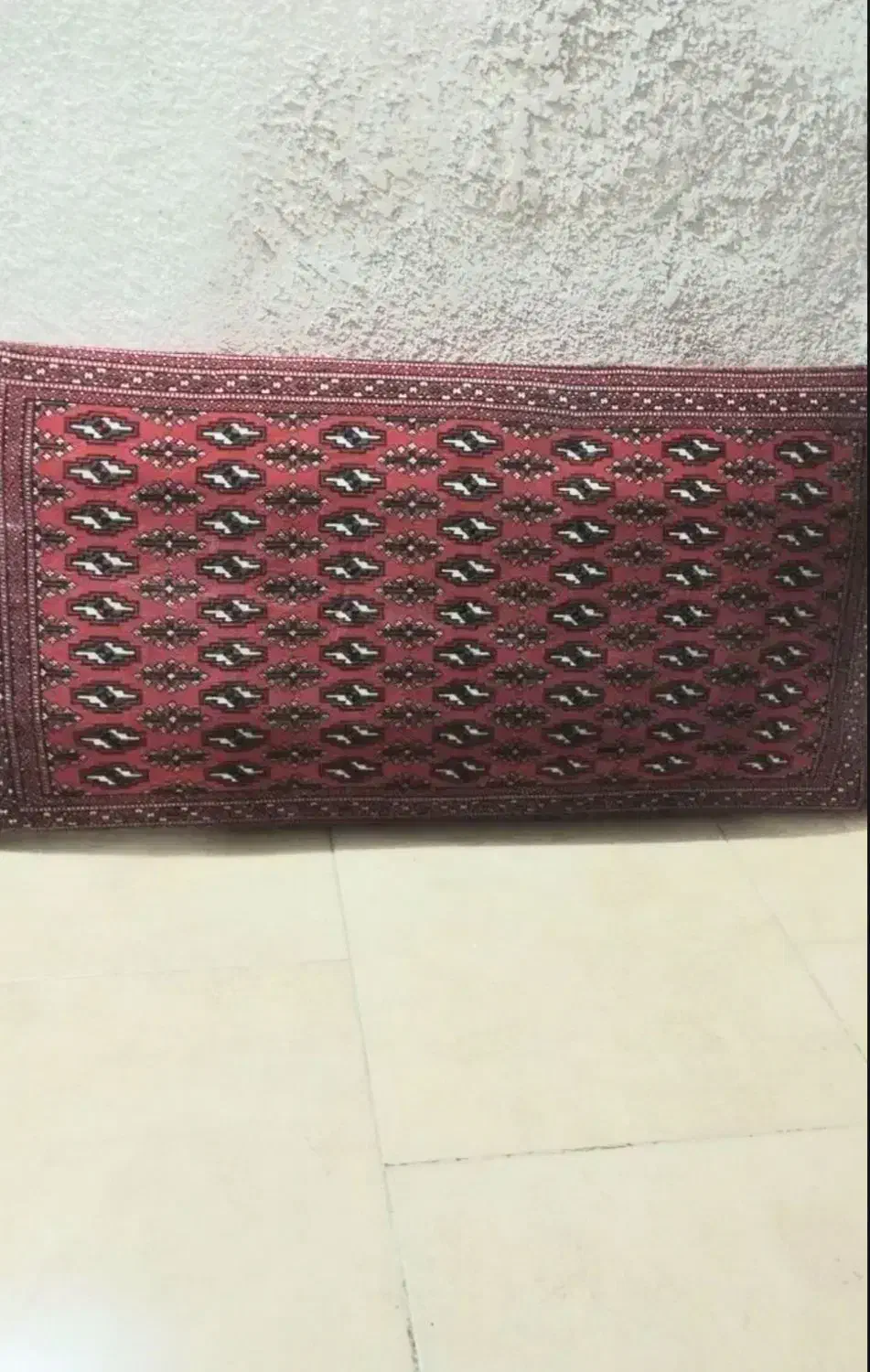 پشتی سنتی|پشتی|لاهیجان, انقلاب|دیوار