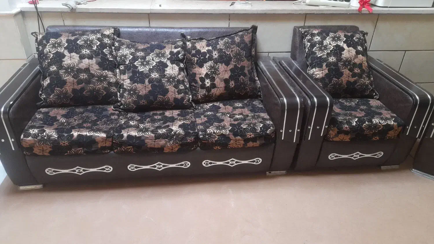 مبل   استفاده نشده در حد نو نو|مبلمان خانگی و میز عسلی|رفسنجان, |دیوار