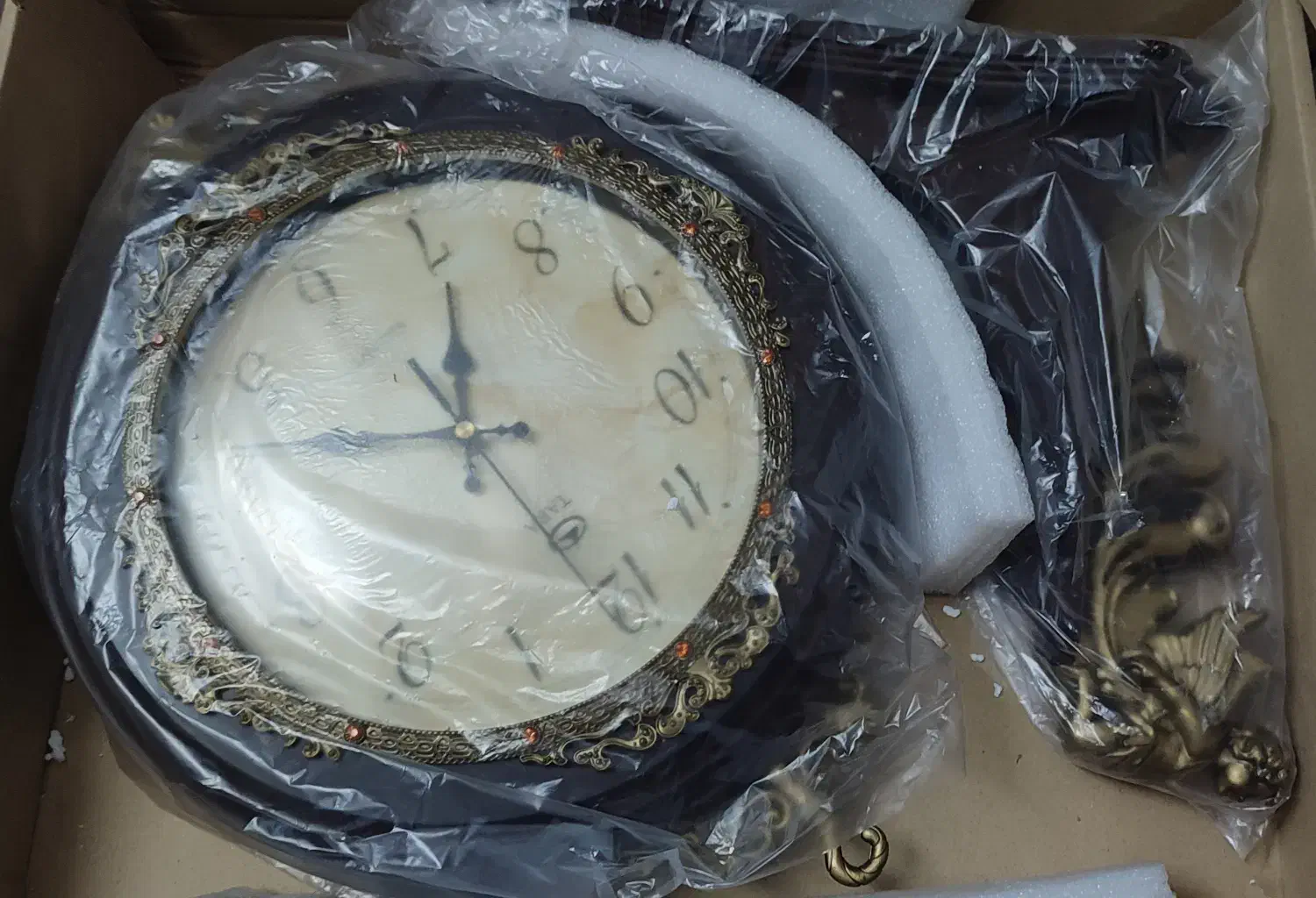 ساعت دیواری دو طرفه|ساعت دیواری و تزئینی|لاهیجان, شقایق|دیوار