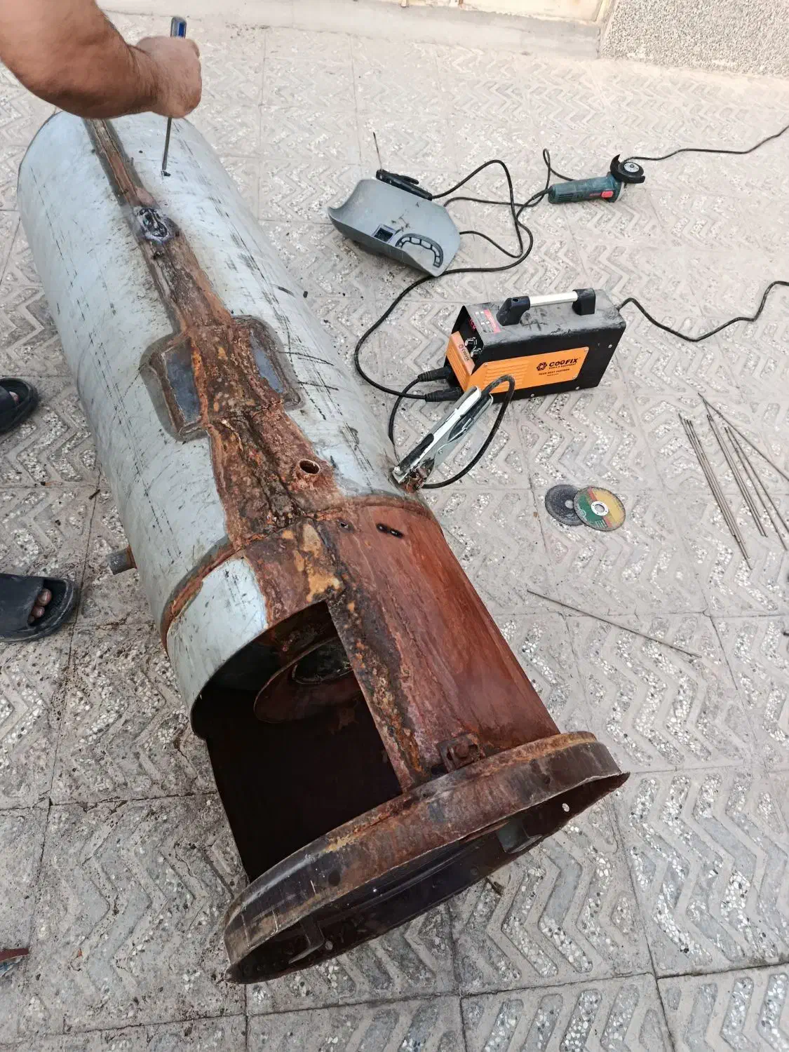 تعمیرآبگرمکن مخزنی وایستاده درمنزل و جوشکاری تخصصی|خدمات پیشه و مهارت|یزد, |دیوار