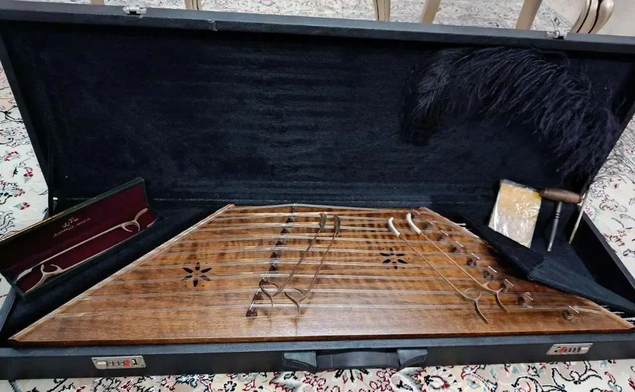 سنتور|سازهای سنتی|تهران, نیروی هوایی (پیروزی)|دیوار