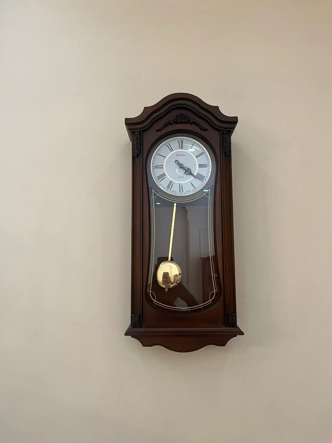 ساعت دیواری چوبی برند درجه یک والتر|ساعت دیواری و تزئینی|قم, سالاریه|دیوار