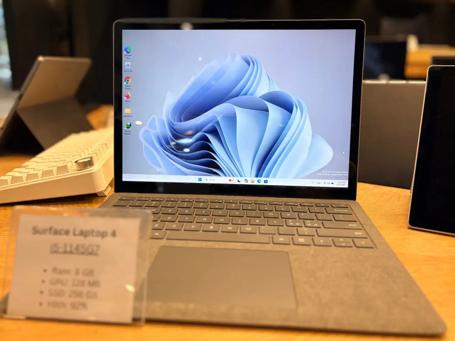 لپ تاپ|رایانه همراه|کیش, |دیوار