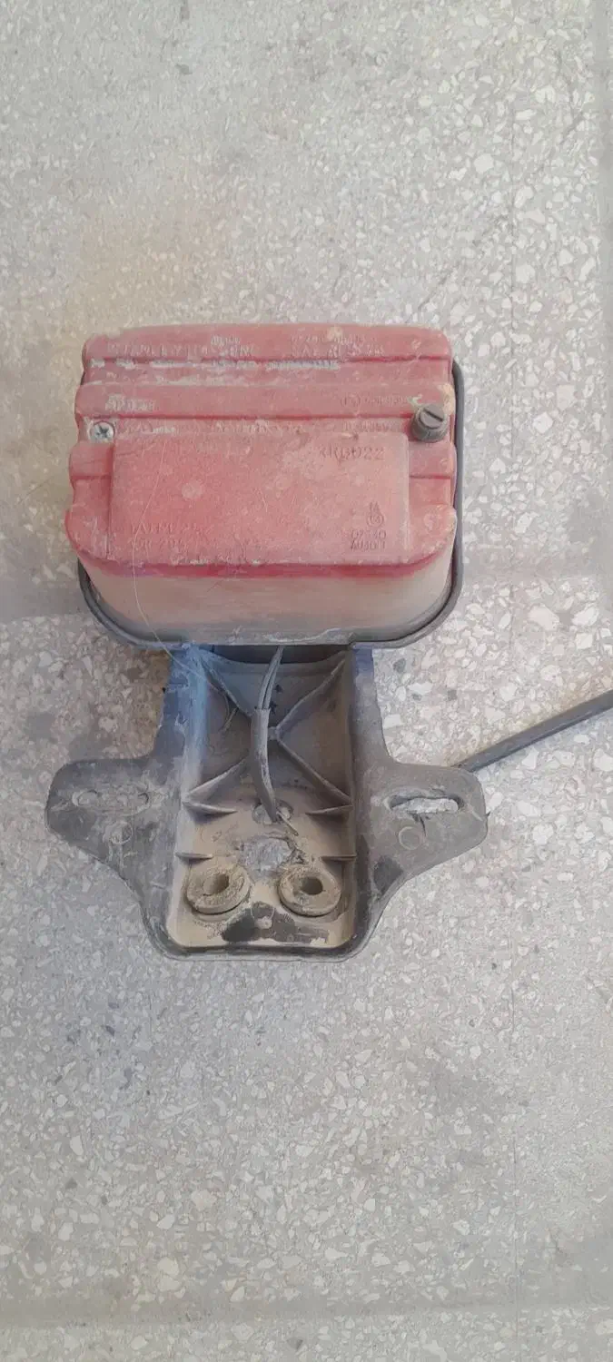 چراغ|فعالیت داوطلبانه تحقیقاتی|قم, باغ شریفی|دیوار