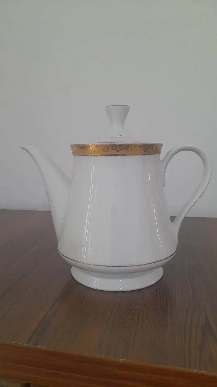 قوری بزرگ خارجی ژاپنی نونو|قوری، کتری، قهوهساز دستی|نهاوند, |دیوار