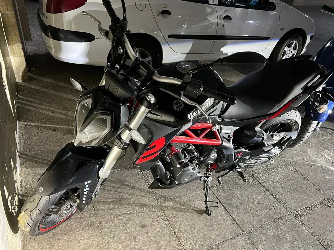 موتور بنلی ۳۰۰ مدل ۴۰۱ خشک صفر کیلومتر|موتورسیکلت|شیراز, شهرک رضوان|دیوار