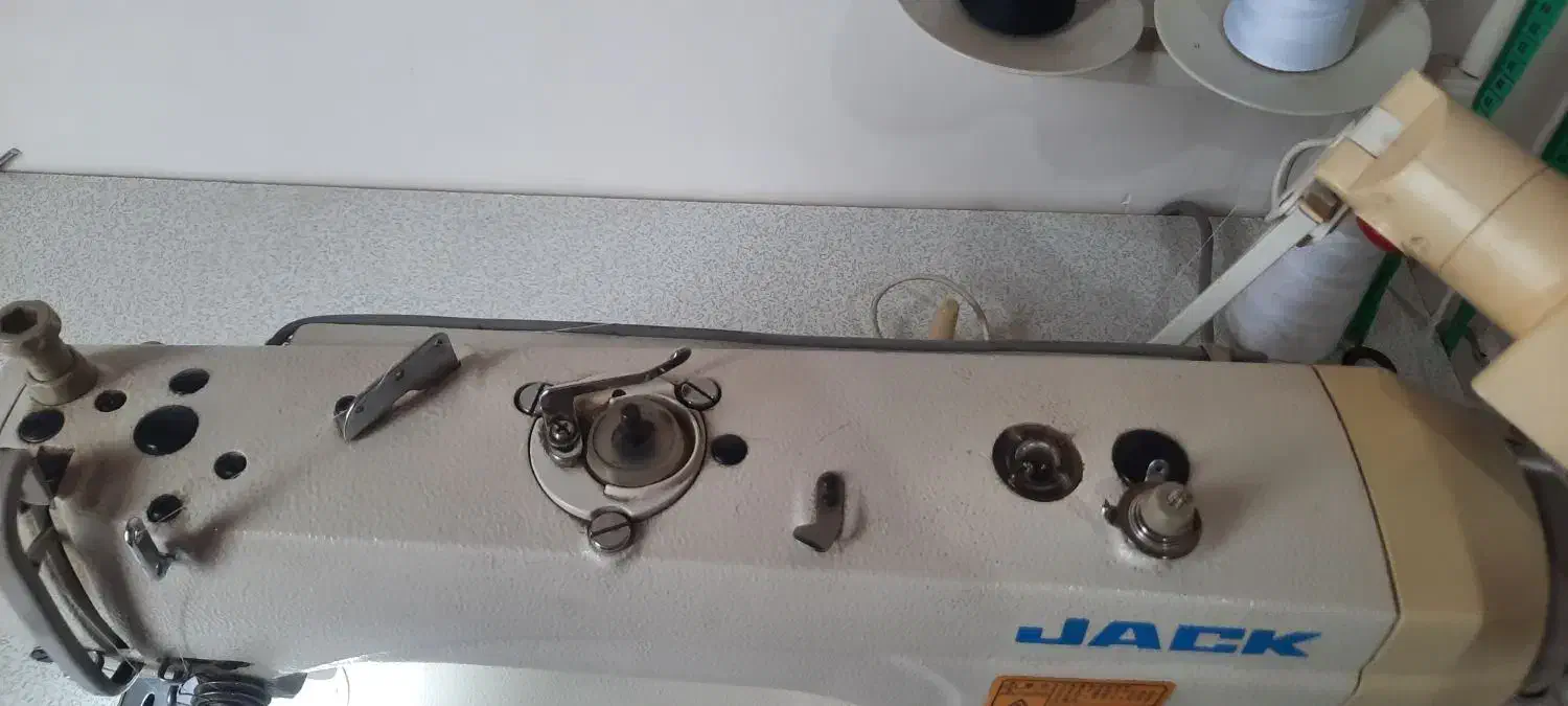 چرخ راسته و اتو سیلتر ایرانی|چرخ خیاطی و ریسندگی|خشکبیجار, |دیوار