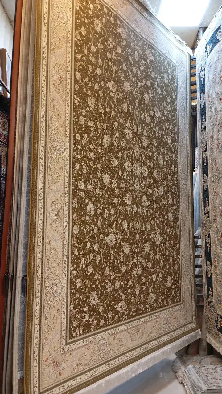 فرش|فرش|رشت, خواهر امام|دیوار