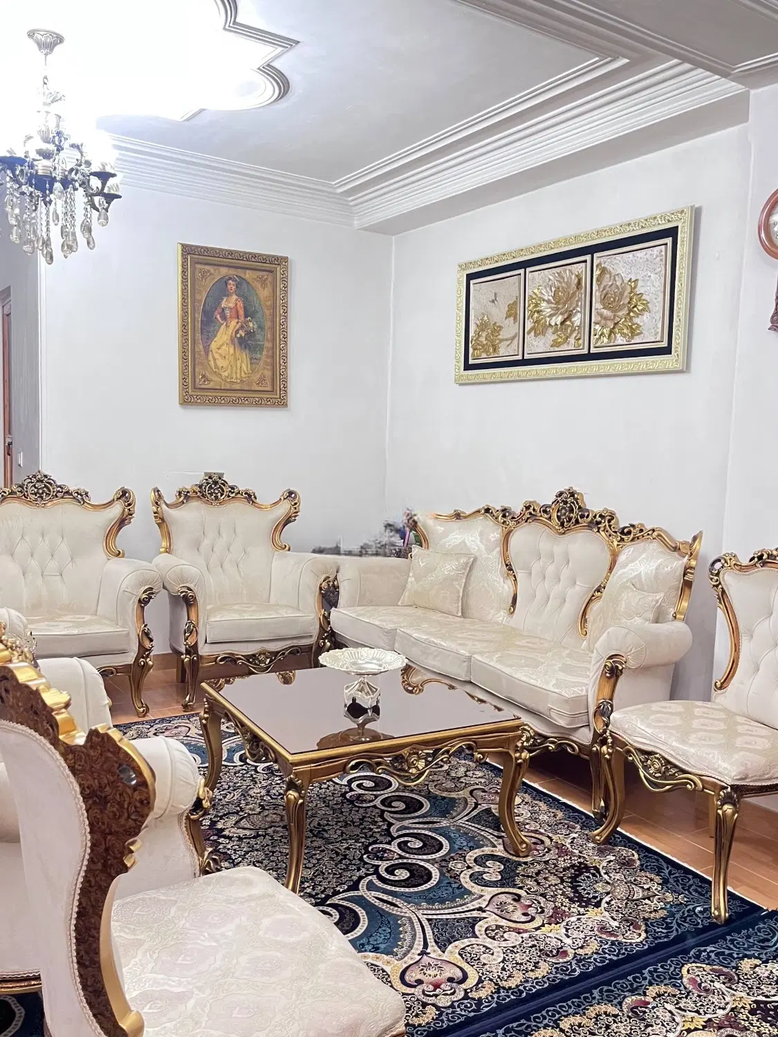 مبل کلاسیک|مبلمان خانگی و میز عسلی|رشت, منظریه|دیوار