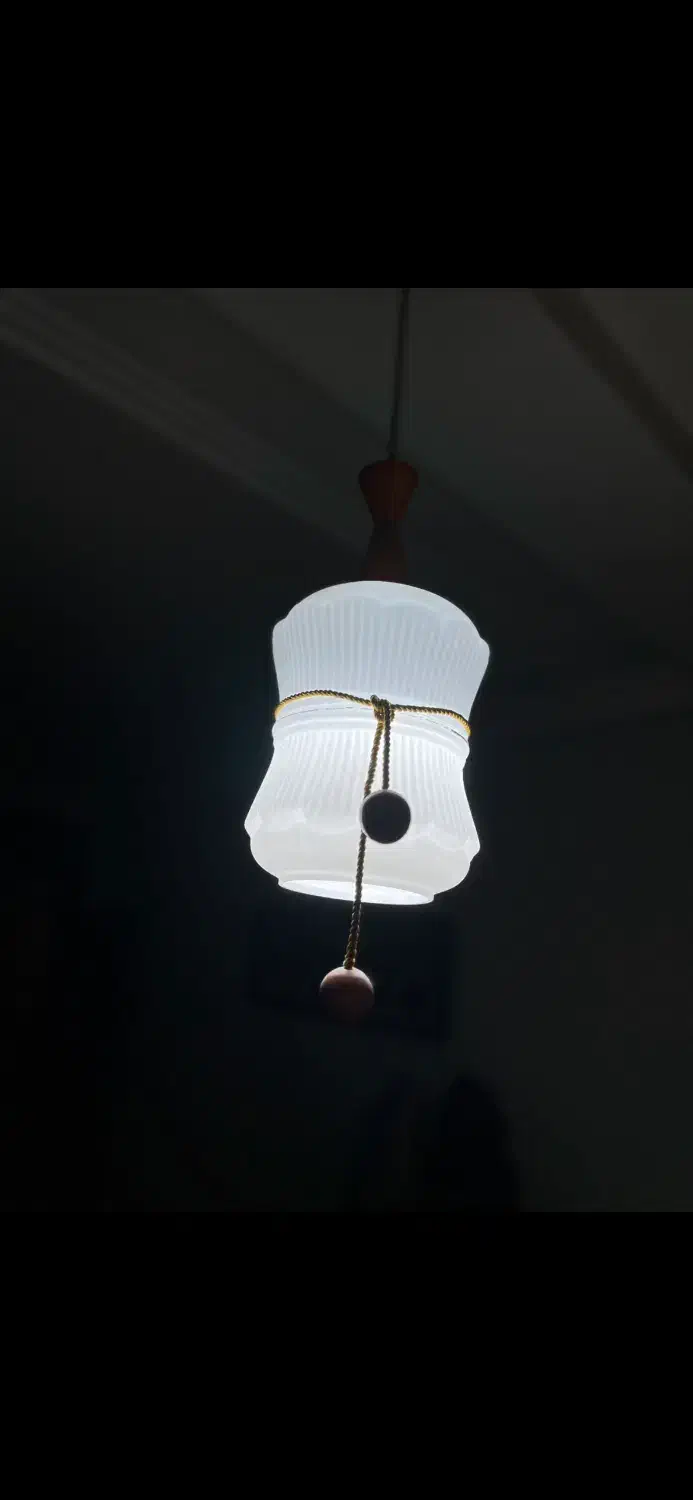 لوستر جفت|لوستر و چراغ آویز|بندر گناوه, |دیوار