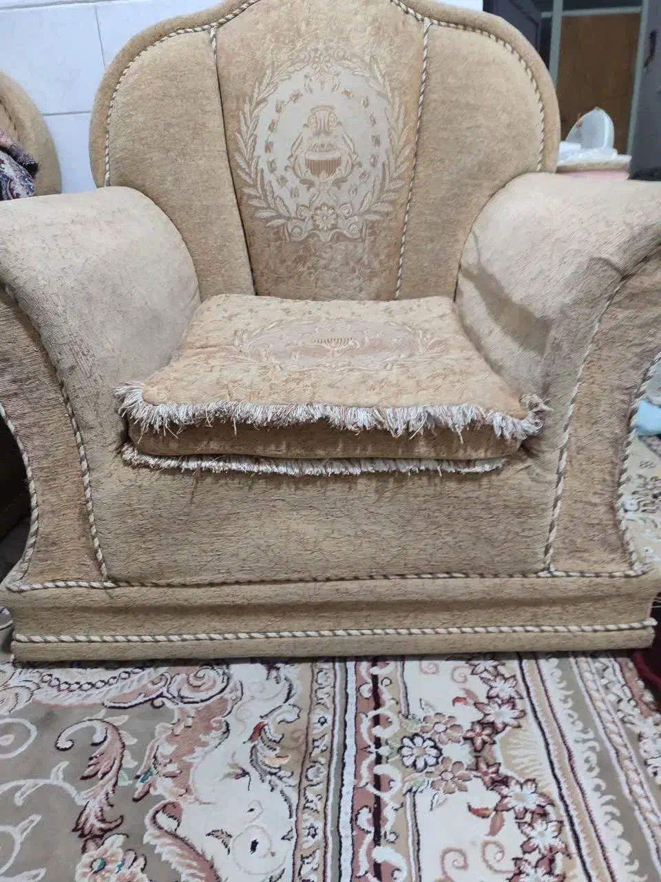 مبل|مبلمان خانگی و میز عسلی|یزد, |دیوار