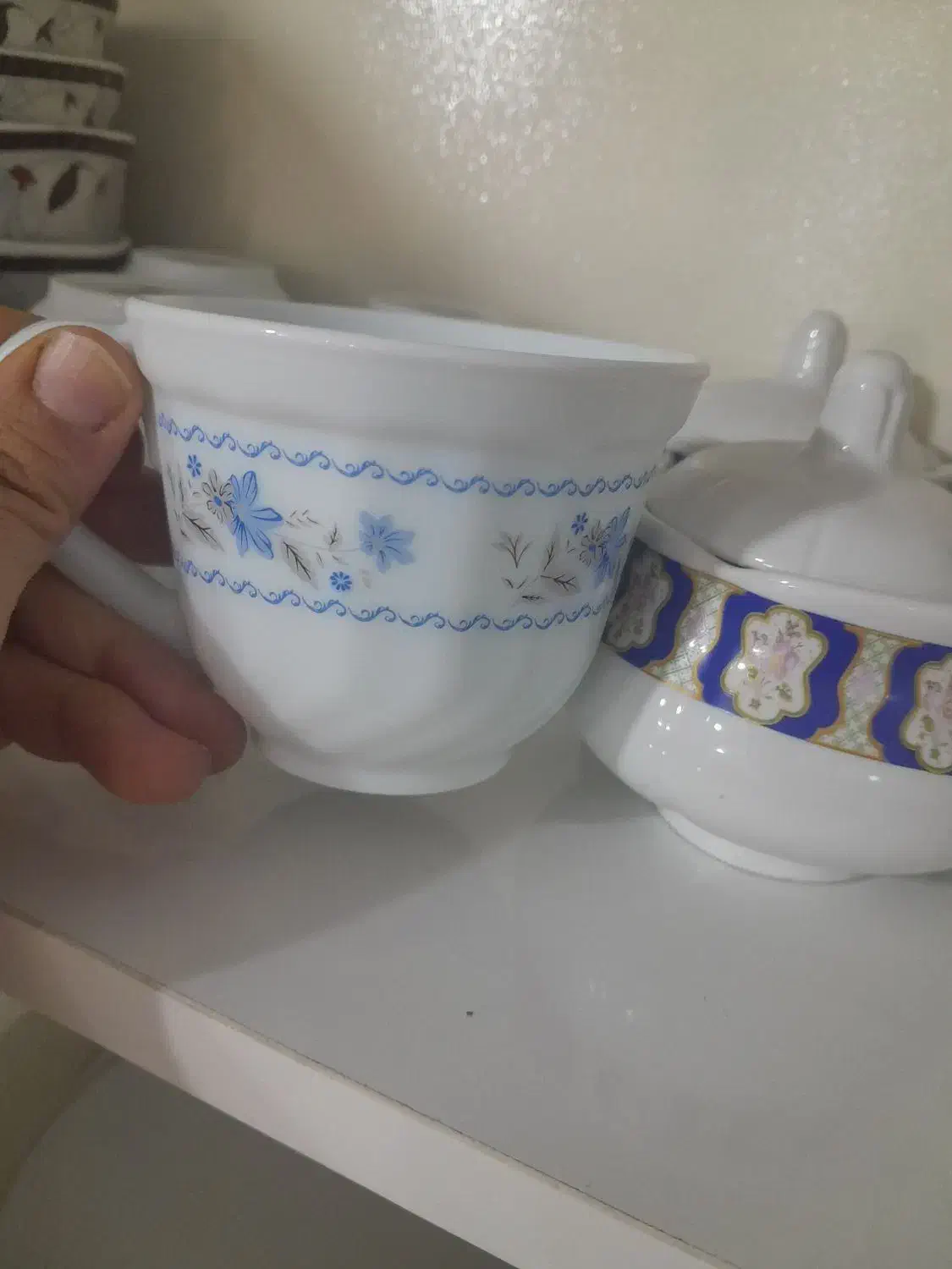 لیوان|ظروف سرو و پذیرایی|نیشابور, جمهوری|دیوار