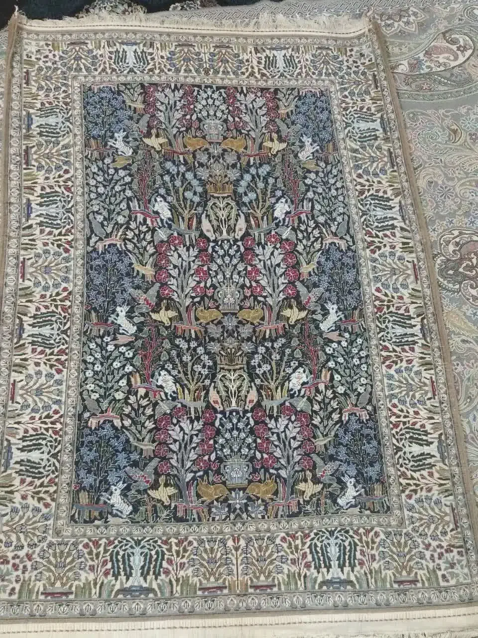 فرش دست بافت نایین طرح شکارگاه|فرش|قم, باجک دو|دیوار