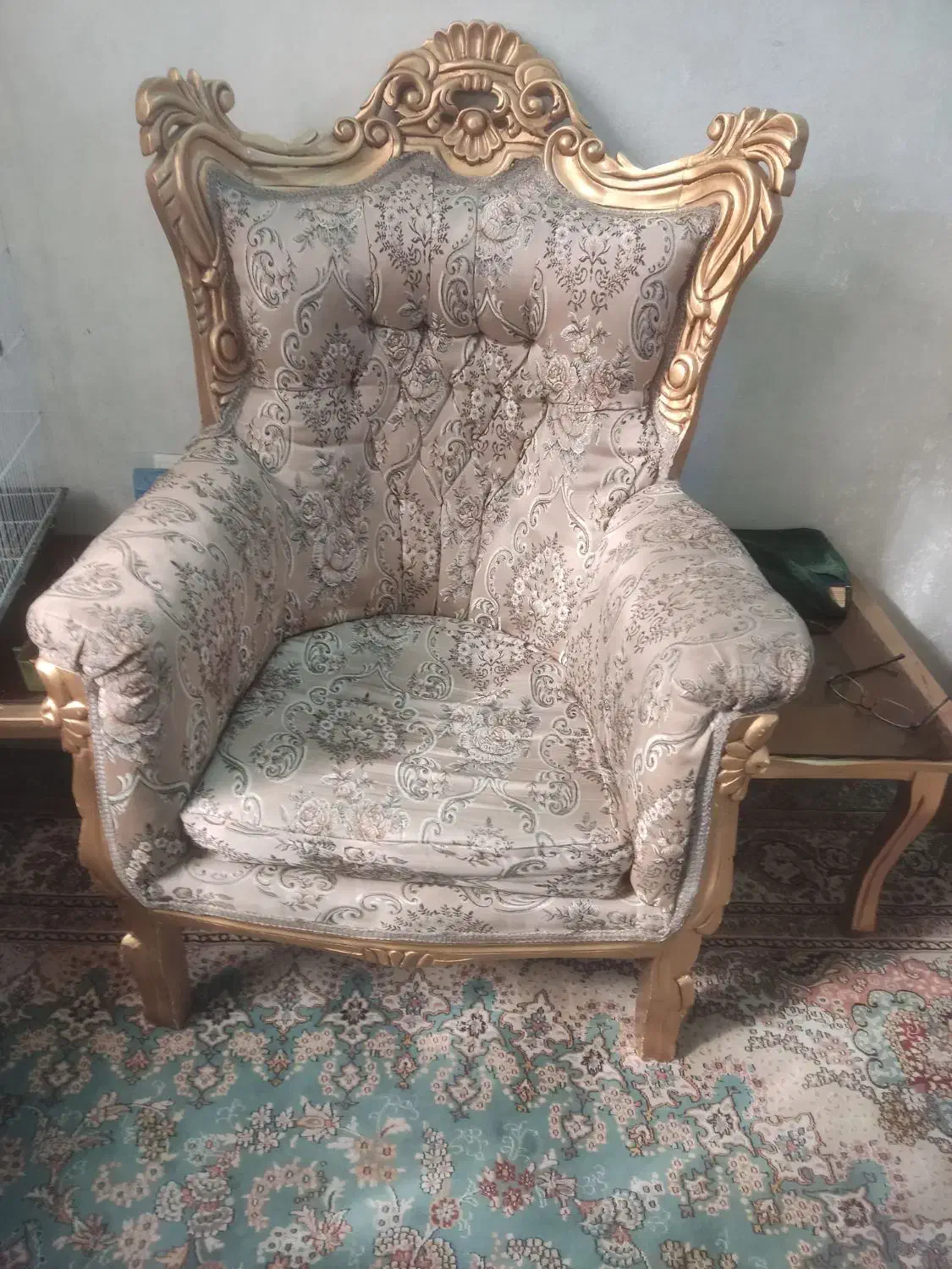 مبل سلطنتی 9 نفره طلایی|مبلمان خانگی و میز عسلی|مشهد, فدک|دیوار