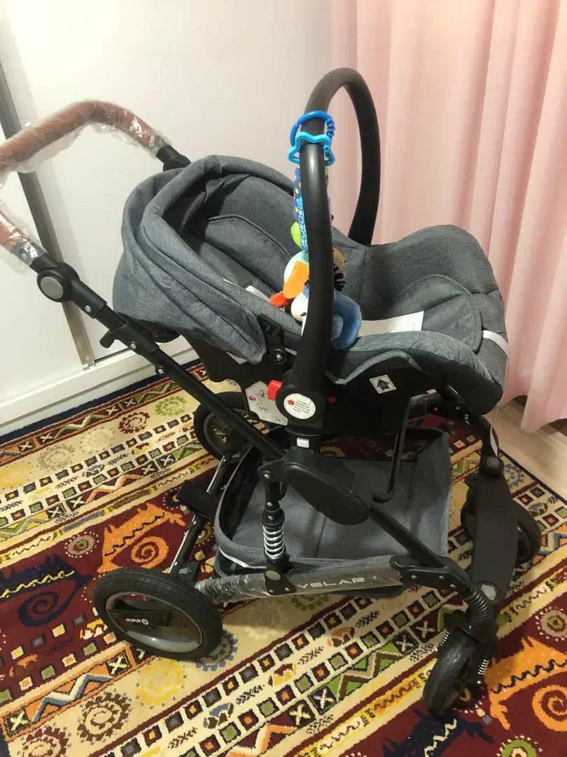 کالسکه ترک تمیز در حد نو ی نو میباشد|کالسکه و لوازم جانبی|رشت, حمیدیان|دیوار