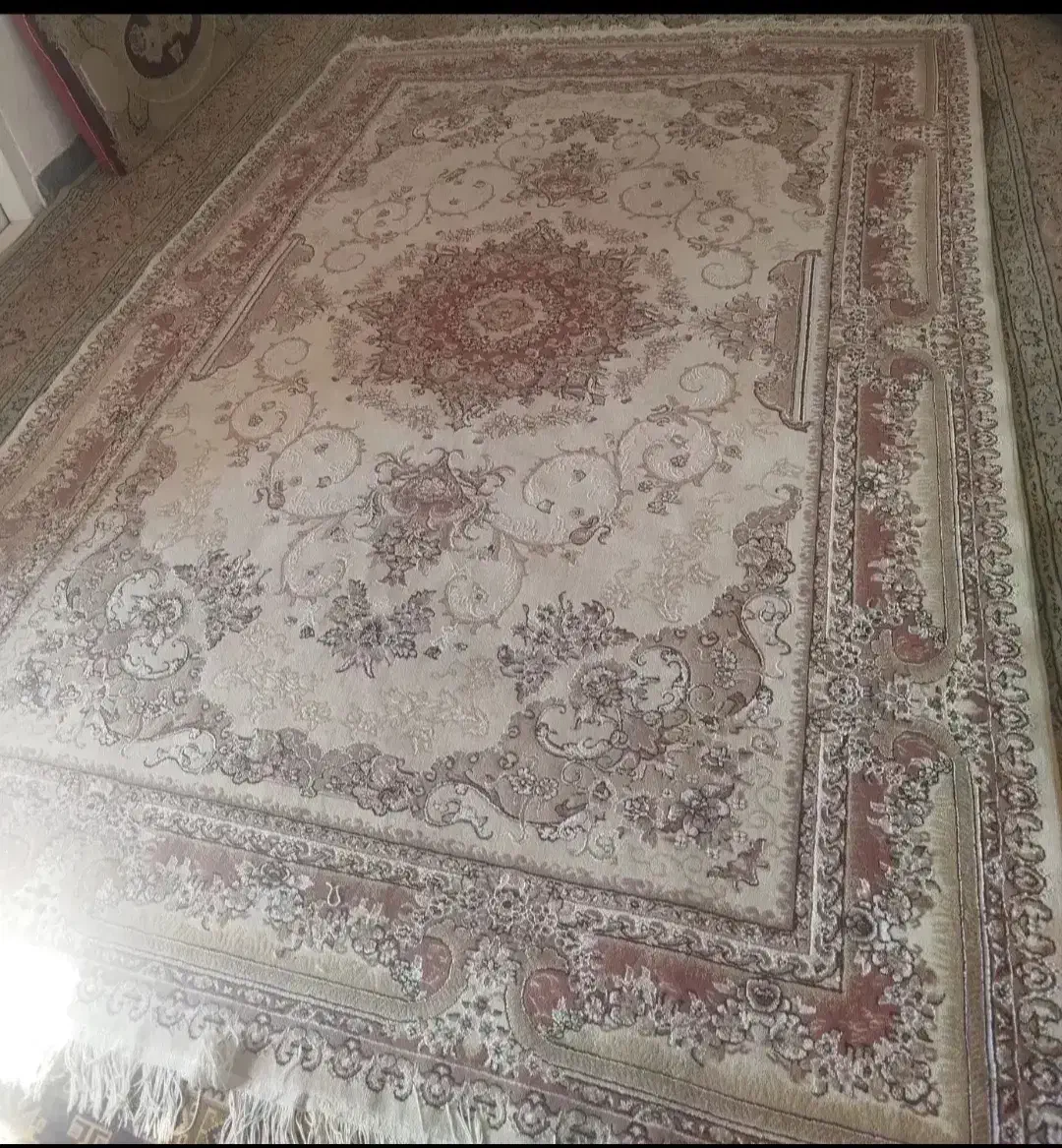 دو عدد فرش شش متری( دو له سه)|فرش|بانه, |دیوار